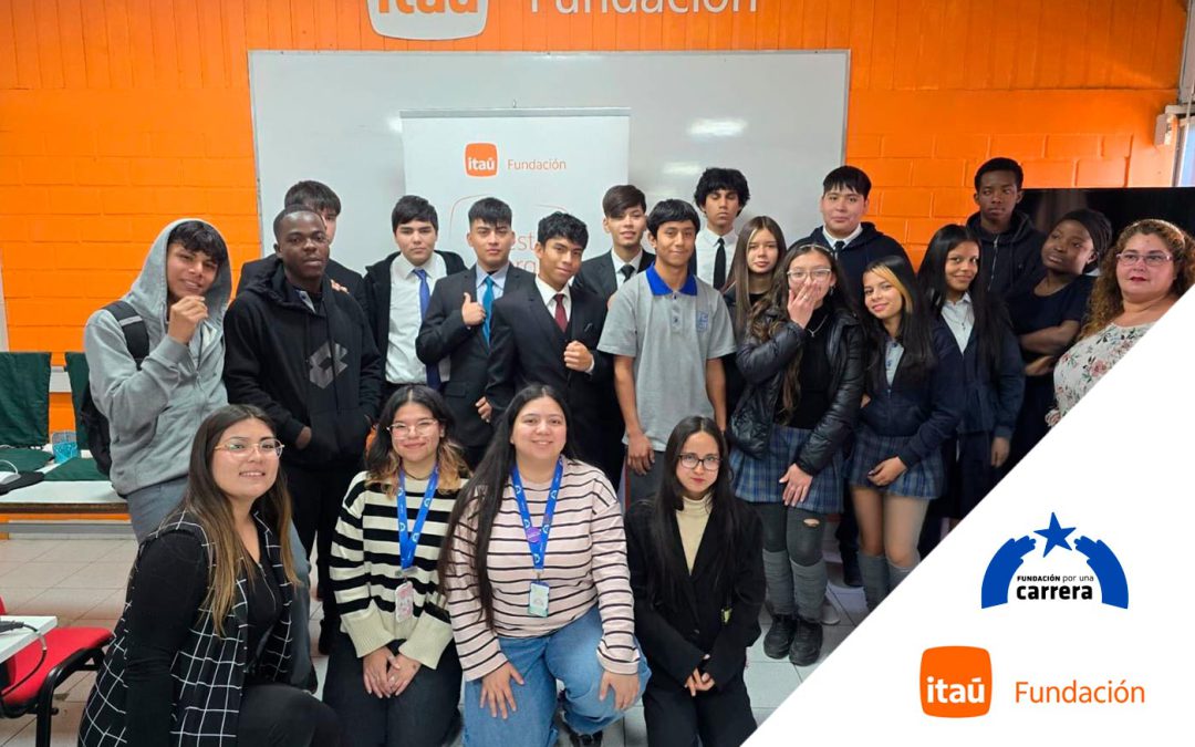 Fundación Por Una Carrera y Fundación Itaú se unen para acompañar a estudiantes en el camino a la educación superior.